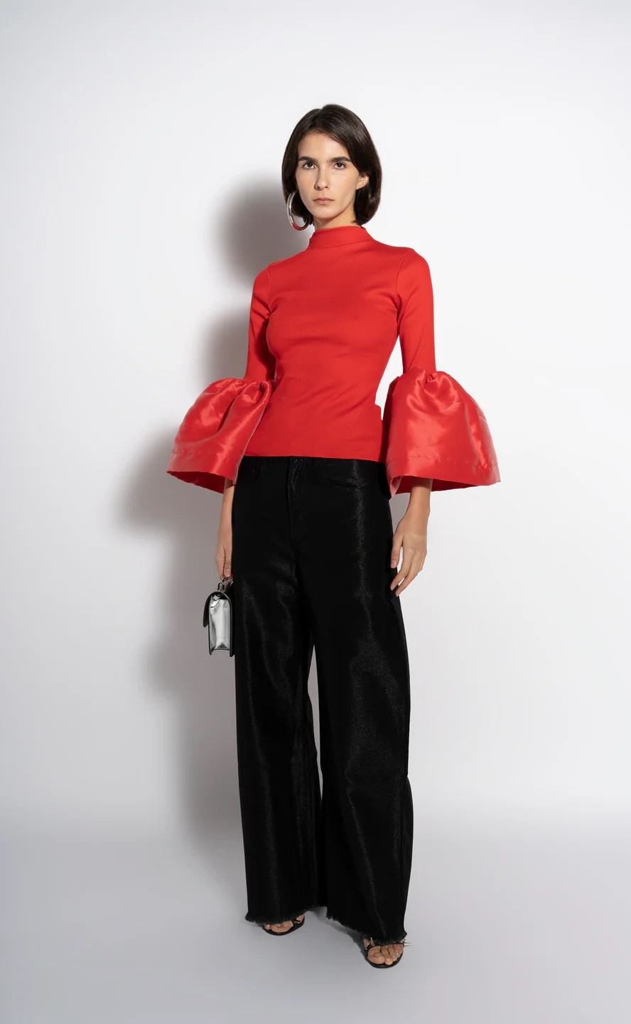 Picture of HEAVY SATIN AND RIB TOP W/PUFF SLEEVES